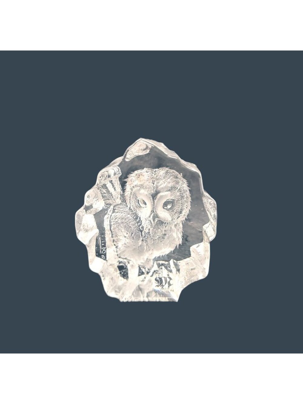 Owl Mini Glass Paperweight Mats Jonasson Reverse Etched Crystal Sweden Signed 2"